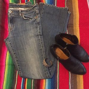 Lucky brand Jeans Sundown style bootcut size 30